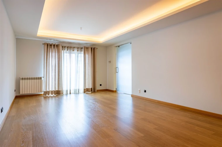 Apartamento T3 para Arrendamento em Leiria, Pousos, Barreira e Cortes Foto 15