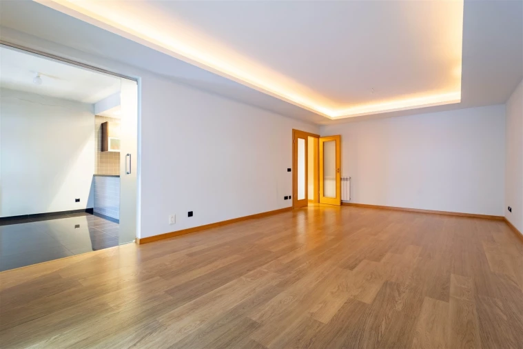 Apartamento T3 para Arrendamento em Leiria, Pousos, Barreira e Cortes Foto 14