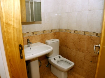 Moradia T3 para Venda em Lustosa e Barrosas (Santo Estêvão)