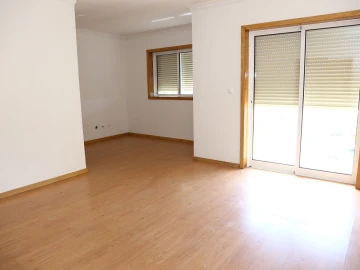 Moradia T3 para Venda em Lustosa e Barrosas (Santo Estêvão)