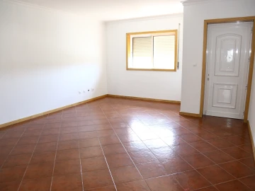 Moradia T3 para Venda em Lustosa e Barrosas (Santo Estêvão)