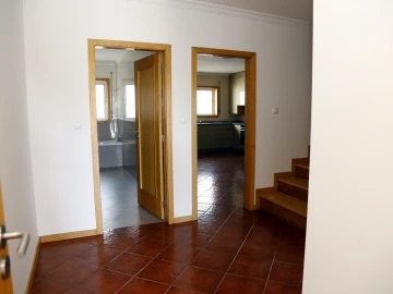 Moradia T3 para Venda em Lustosa e Barrosas (Santo Estêvão)