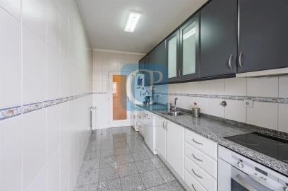 Apartamento T2 para Venda em São Mamede de Infesta e Senhora da Hora