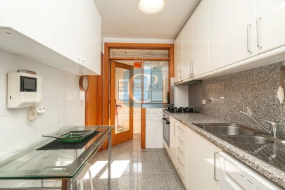 Apartamento T2 para Arrendamento em São Mamede de Infesta e Senhora da Hora
