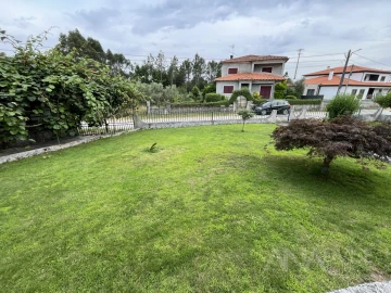 Moradia T3 para Venda em Mundão
