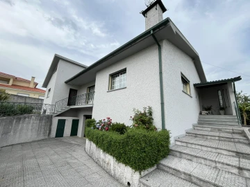 Moradia T3 para Venda em Mundão