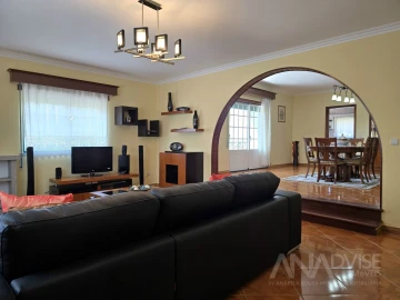 Moradia T3 para Venda em Mundão