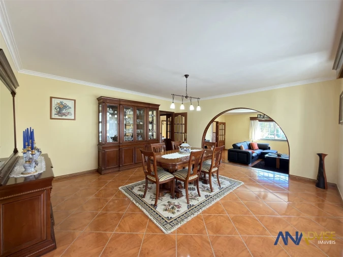 Moradia T3 para Venda em Mundão Foto 10