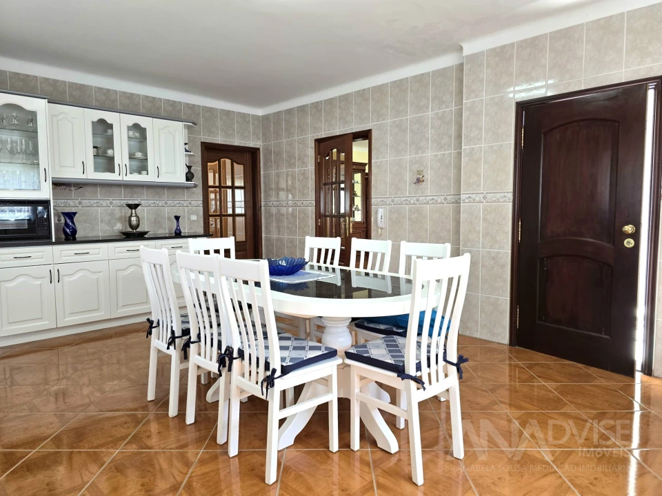 Moradia T3 para Venda em Mundão Foto 25