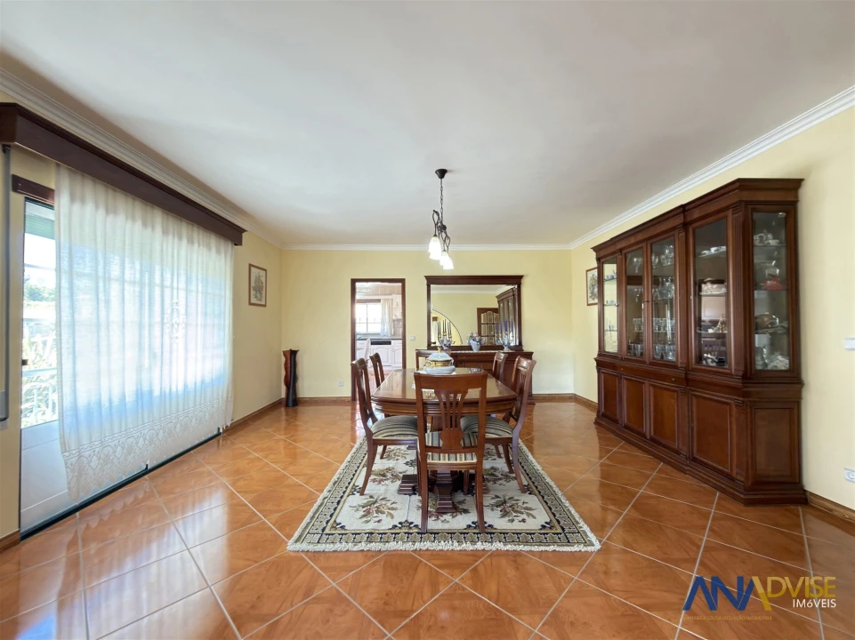Moradia T3 para Venda em Mundão Foto 12