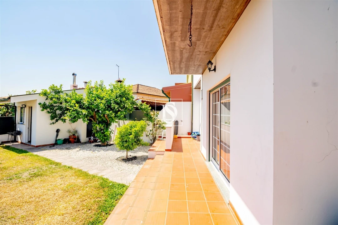 Moradia T3 para Venda em Amarante (São Gonçalo), Madalena, Cepelos e Gatão Foto 33