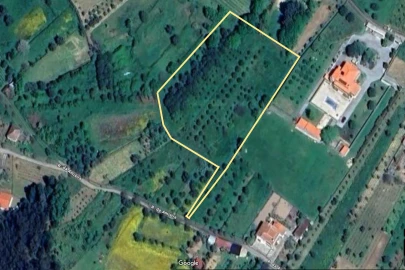 Terreno para Venda em Canas de Santa Maria