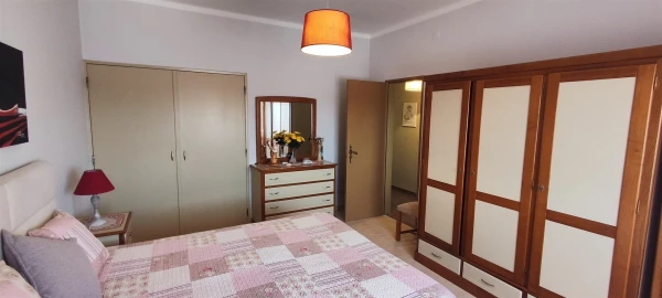 Moradia T5 para Venda em Santa Barbara