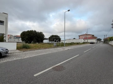 Terreno para Venda em Vila Nova da Telha