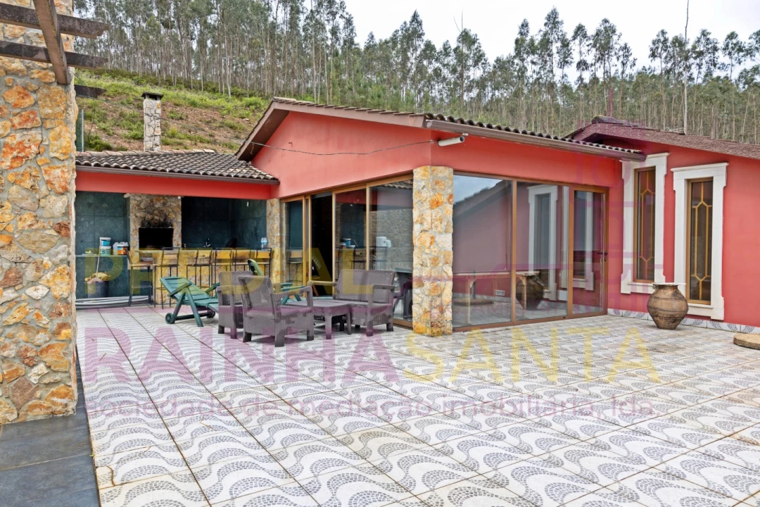Moradia T8 para Venda em Penacova Foto 4