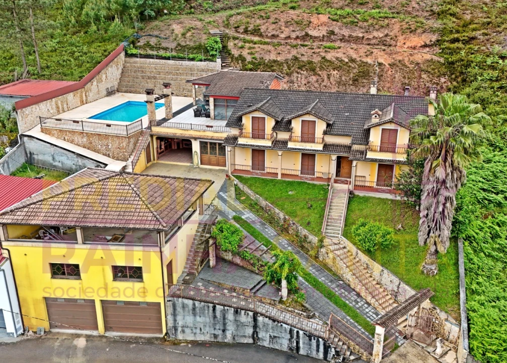 Moradia T8 para Venda em Penacova Foto 1