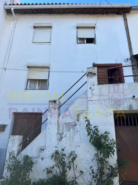 Moradia T2 para Venda em Tortosendo