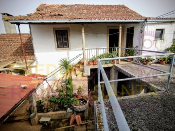 Moradia T2 para Venda em São Miguel, Santa Eufémia e Rabaçal