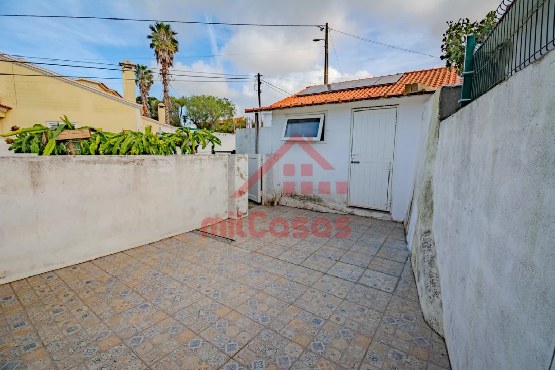Moradia T2 para Venda em São Pedro da Cadeira Foto 45