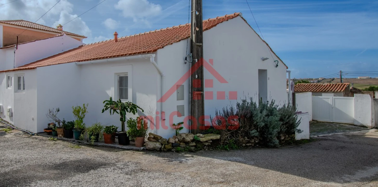 Moradia T2 para Venda em São Pedro da Cadeira Foto 54