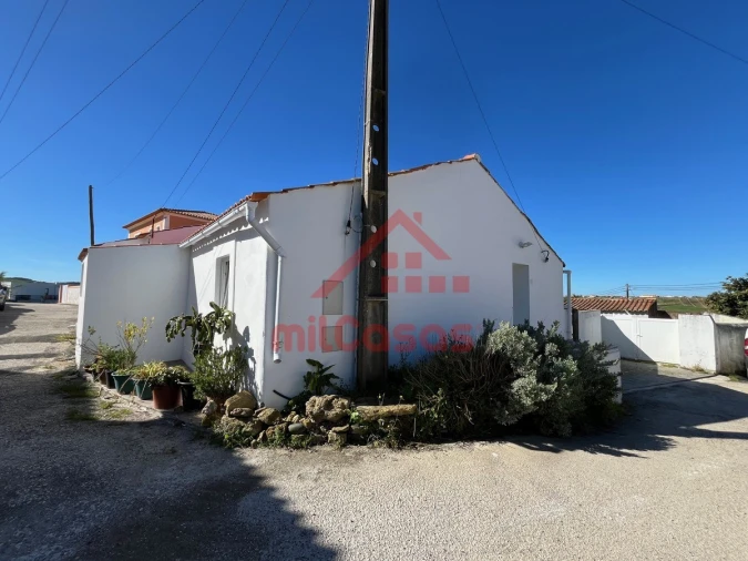 Moradia T2 para Venda em São Pedro da Cadeira Foto 58