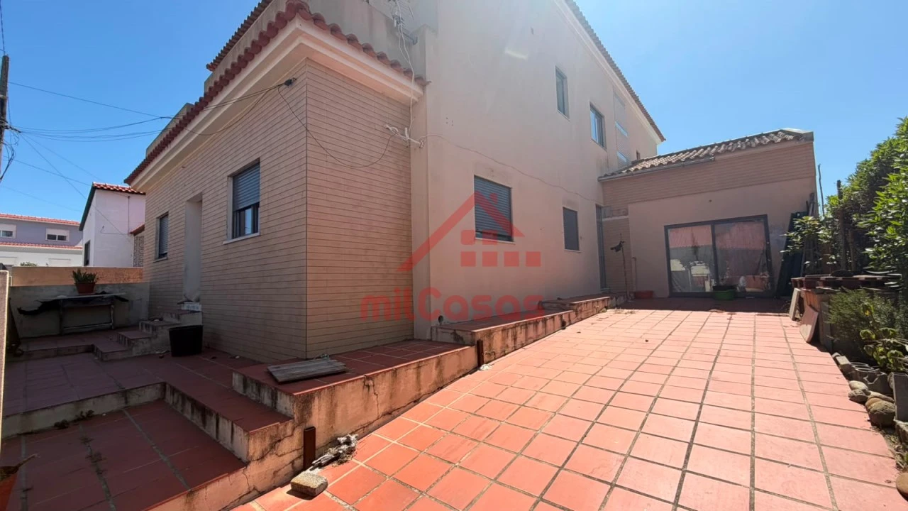 Moradia T2 para Venda em Silveira Foto 4