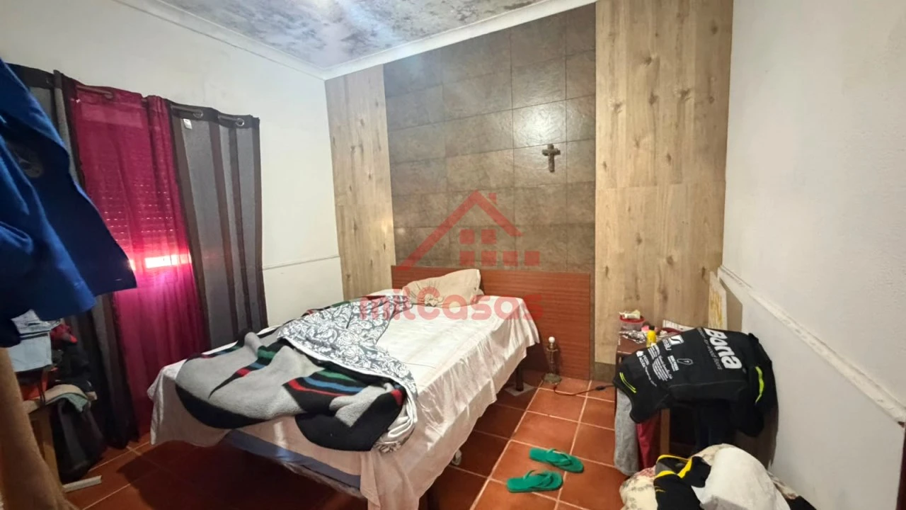 Moradia T2 para Venda em Silveira Foto 26