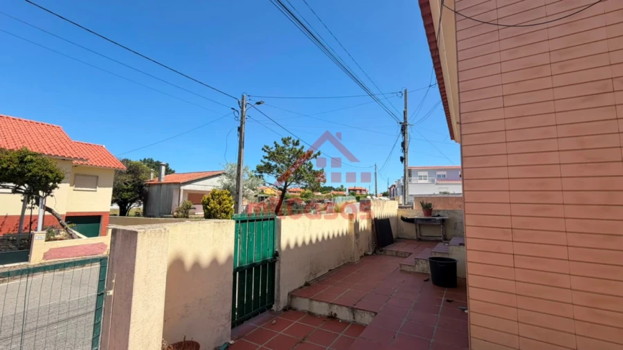 Moradia T2 para Venda em Silveira Foto 14