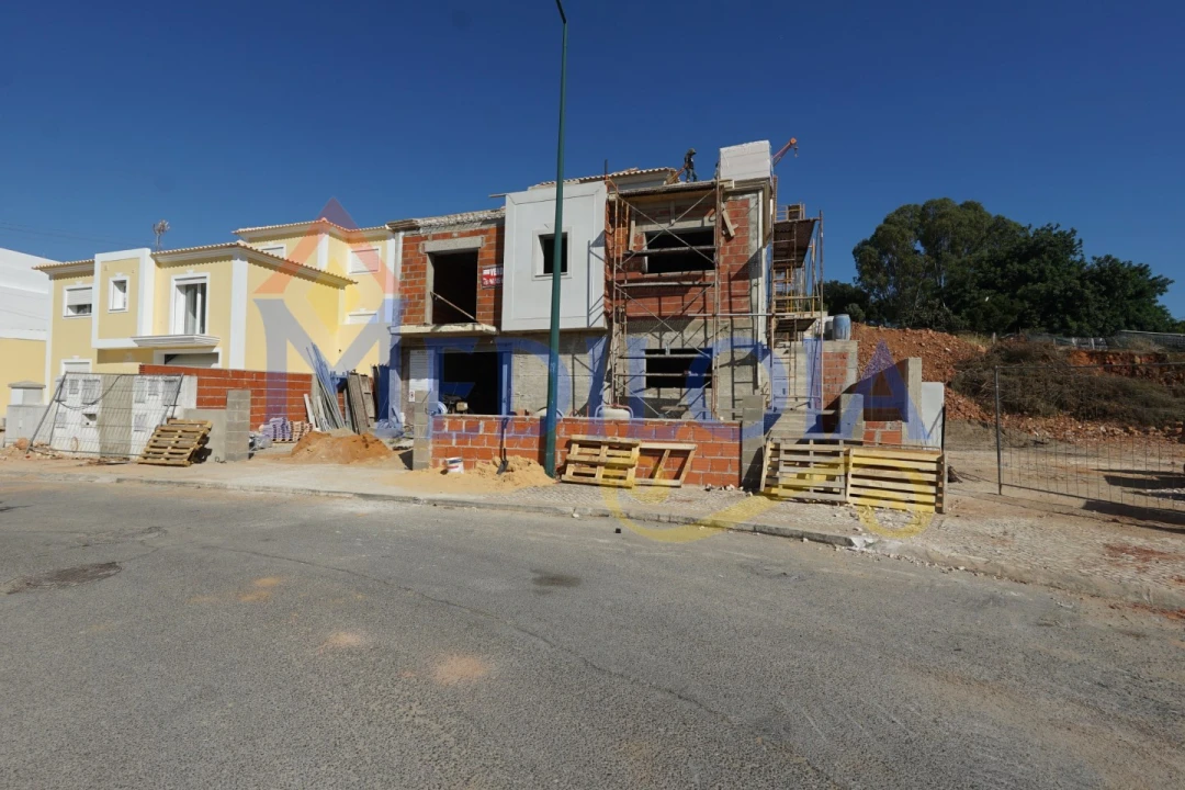 Moradia T3 para Venda em Castro Marim Foto 3