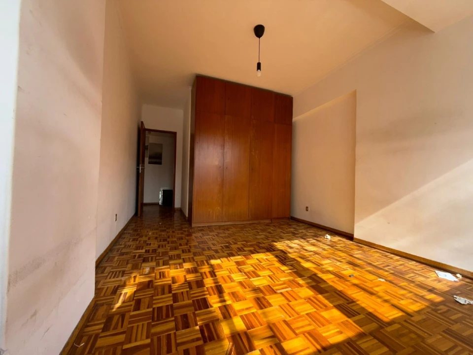 Apartamento T3 para Venda em Benfica Foto 6