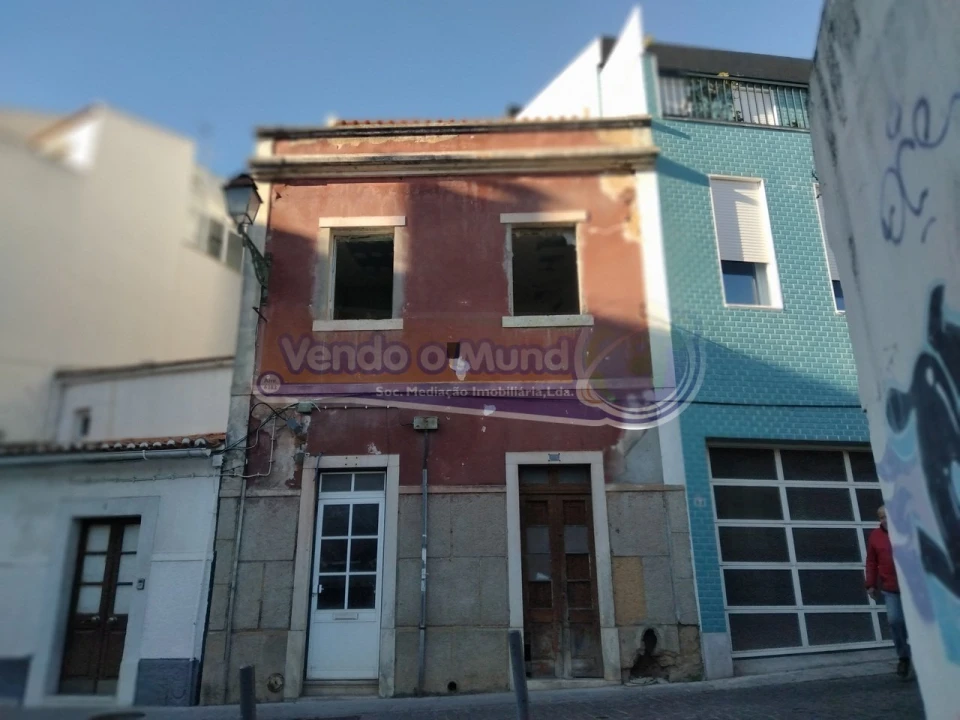 Moradia T2 para Venda em Vila Franca de Xira Foto 1