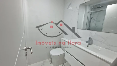 Apartamento T2 para Venda em Cacém e São Marcos