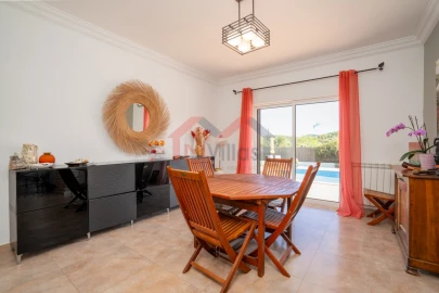 Moradia T3 para Venda em Loule (São Clemente)