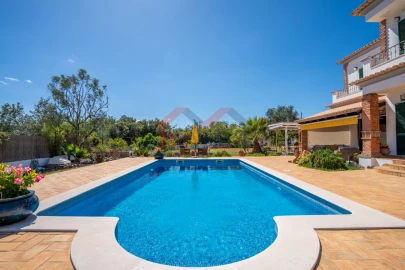 Moradia T3 para Venda em Loule (São Clemente)