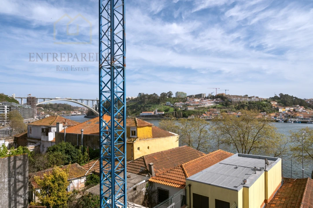 Apartamento T3 para Venda em Lordelo do Ouro e Massarelos Foto 10
