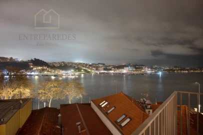 Apartamento T3 para Venda em Lordelo do Ouro e Massarelos