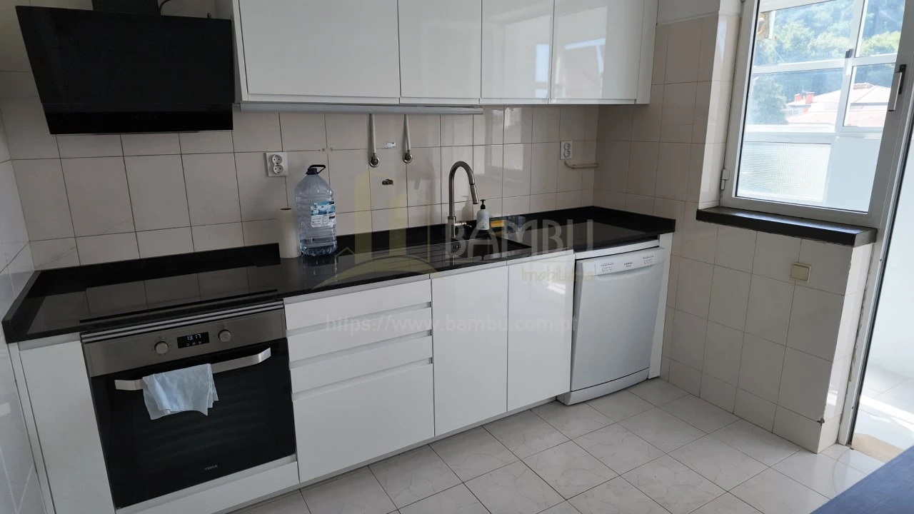 Apartamento T3 para Venda em Vila Nova de Cerveira e Lovelhe Foto 2