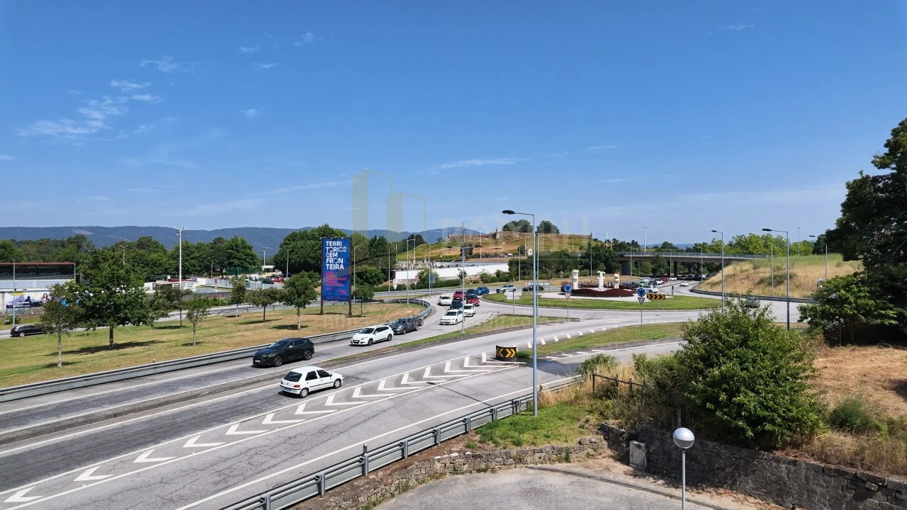 Apartamento T3 para Venda em Vila Nova de Cerveira e Lovelhe Foto 18