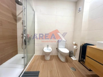 Apartamento T2 para Venda em O. Azeméis, Riba-Ul, Ul, Macinhata Seixa, Madail