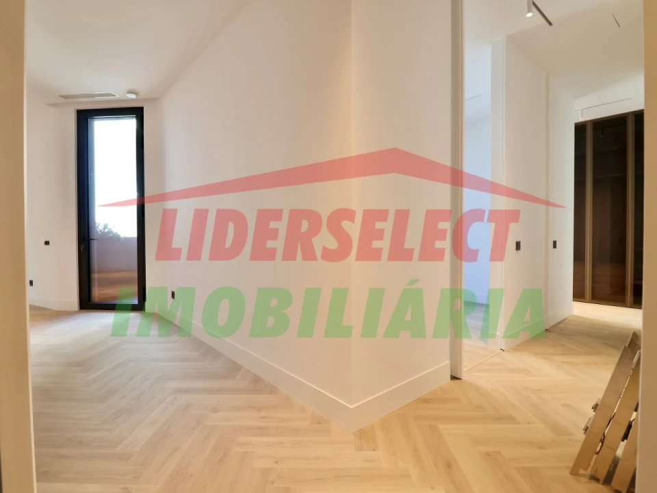 Apartamento T2 para Venda em Lourinhã e Atalaia Foto 9
