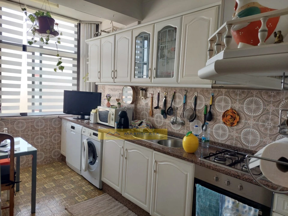Apartamento T2 para Venda em Rio de Mouro Foto 8
