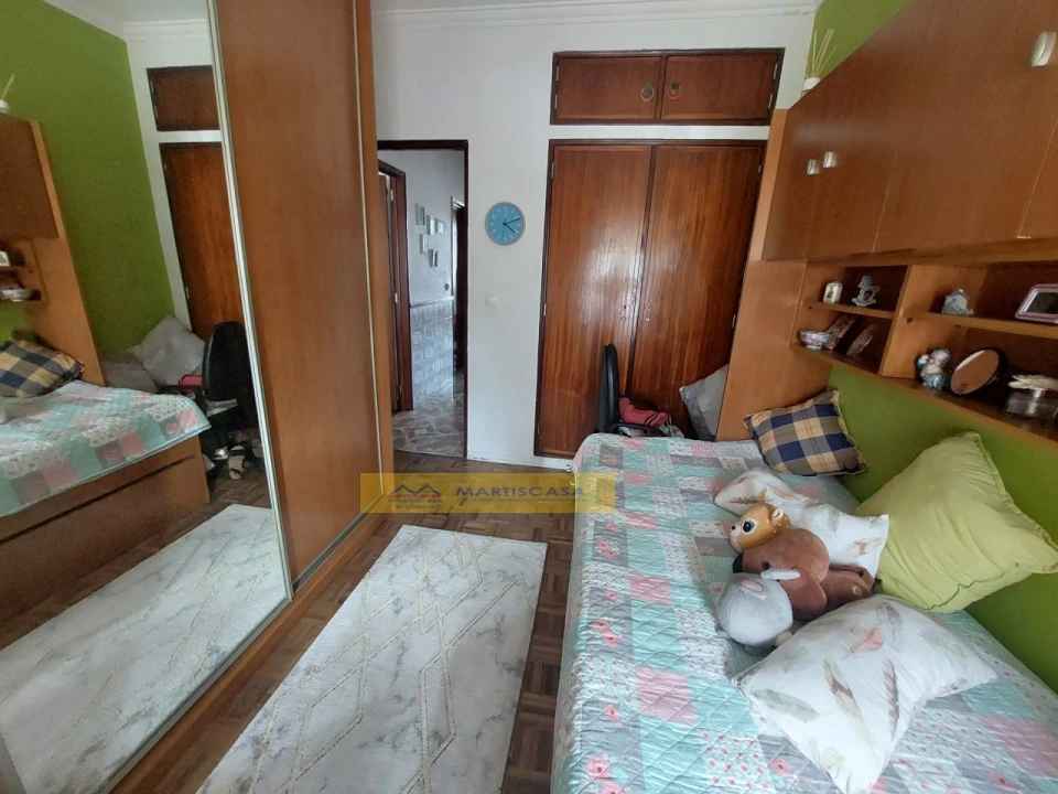 Apartamento T2 para Venda em Rio de Mouro Foto 19