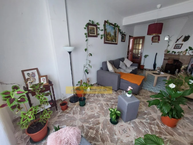 Apartamento T2 para Venda em Rio de Mouro Foto 4
