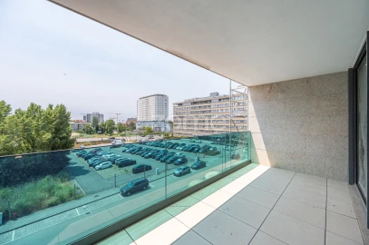 Apartamento T3 para Venda em Ramalde