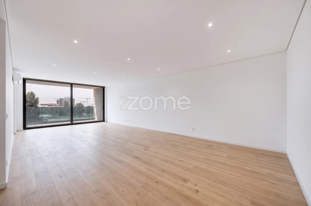 Apartamento T3 para Venda em Ramalde Foto 6