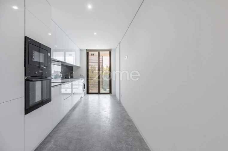 Apartamento T3 para Venda em Ramalde Foto 7