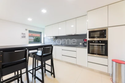 Apartamento T2 para Venda em São Vitor (Braga)