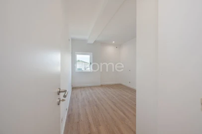 Apartamento T2 para Venda em Mozelos