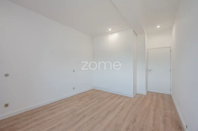 Apartamento T2 para Venda em Mozelos
