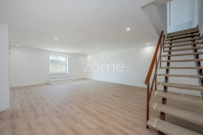 Apartamento T2 para Venda em Mozelos